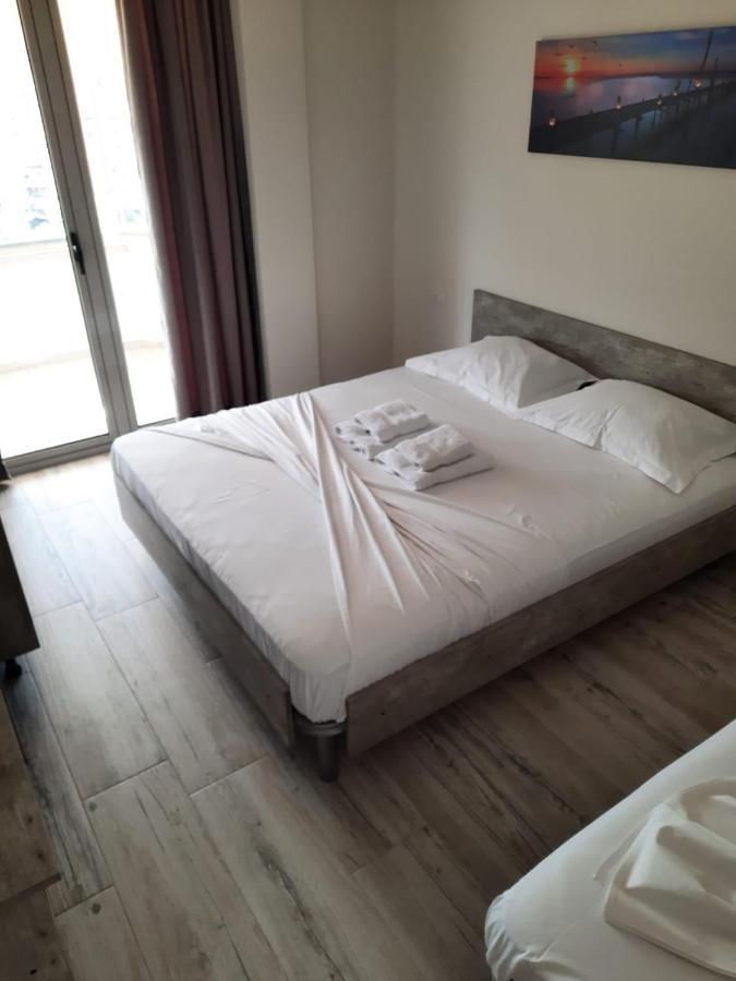 Disy Apartments Vlore Exterior photo